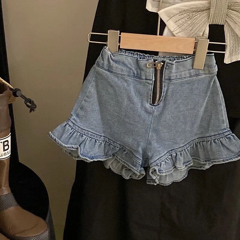 W koreańskim stylu na lato dziecięce zestawy 2024 modna kokardka kamizelka krótki garnitur dla dziewczynek kamizelka z dzianiny koronkowe jeansowe szorty 2 szt. Zestaw ubranek dla dziewczynek