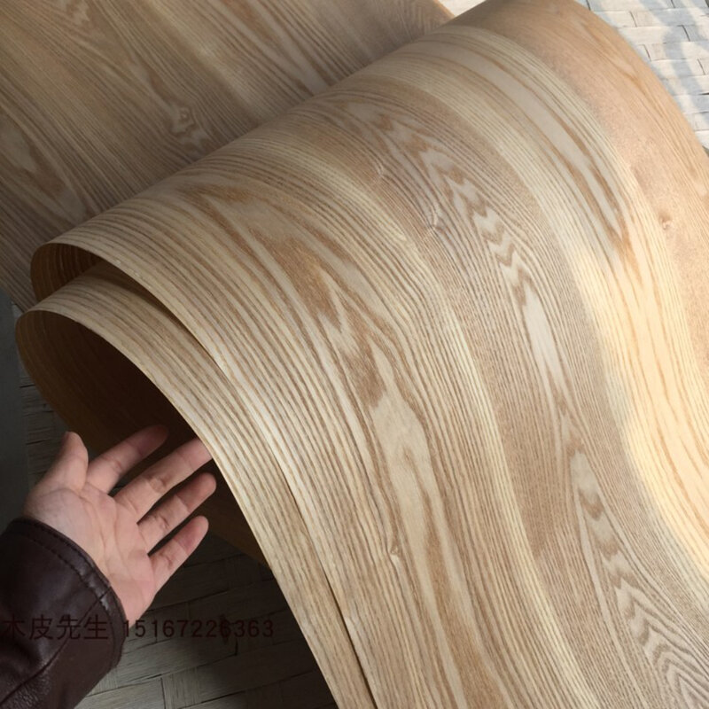 Thickness 0.5MM Natural Genuine Wood Veneer with non-woven Tissue Fraxinus Mandshurica .  about 55cm x 2.5m