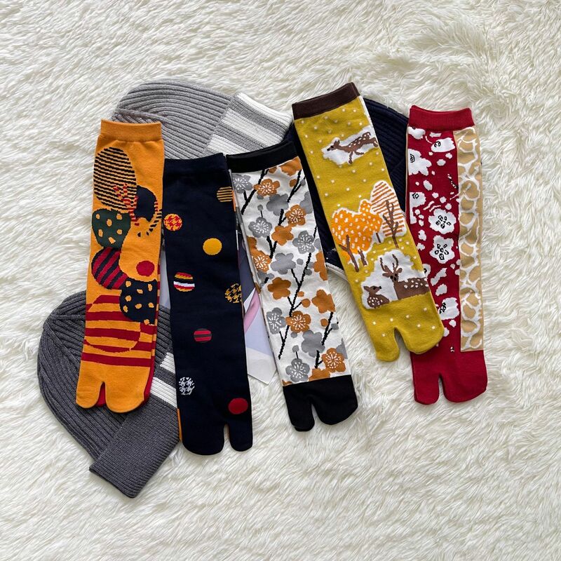 Weihnachten Socken Elch Sweets Merlin Deer Blume Nette Bunte Zwei Toe Socken Gekämmte Baumwolle Cozy Atmungsaktive Tabi Socken Frauen