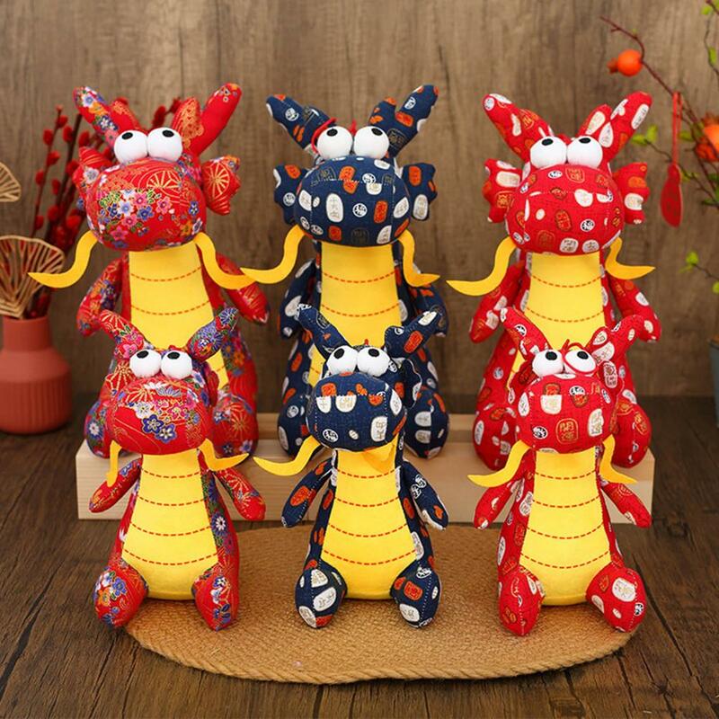 Ano chinês do mascote do dragão boneco de pelúcia, estilo folclórico, bicho de pelúcia, padrão estampado, ano novo, 2024