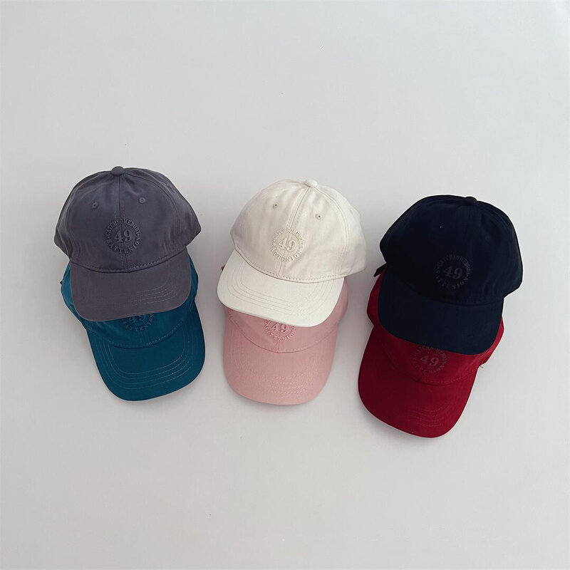 Topi bisbol anak laki-laki dan perempuan, tutup kepala kasual gaya Korea warna polos, cocok untuk keluarga orang tua