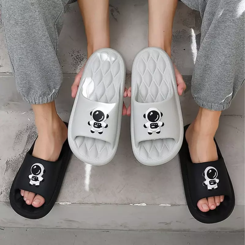 Men Slippers Funny Home Soft Sole Non Slip Slides Sandals Indoor Outdoor Summer Cute Ladies House Shoes Astronaut Woman Female