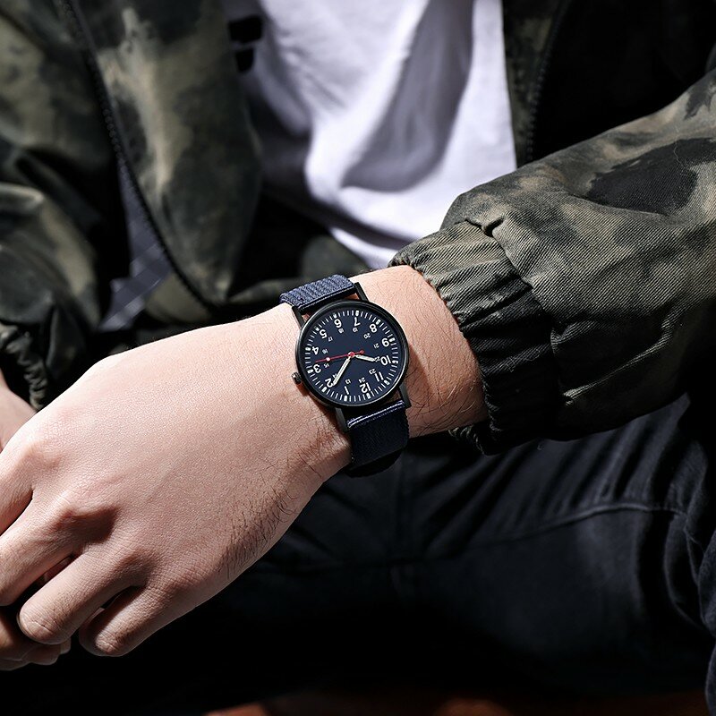 Montre-bracelet à quartz en cuir noir pour hommes, ceinture en maille ultra fine, montres décontractées pour hommes, classique, luxe, affaires, mode
