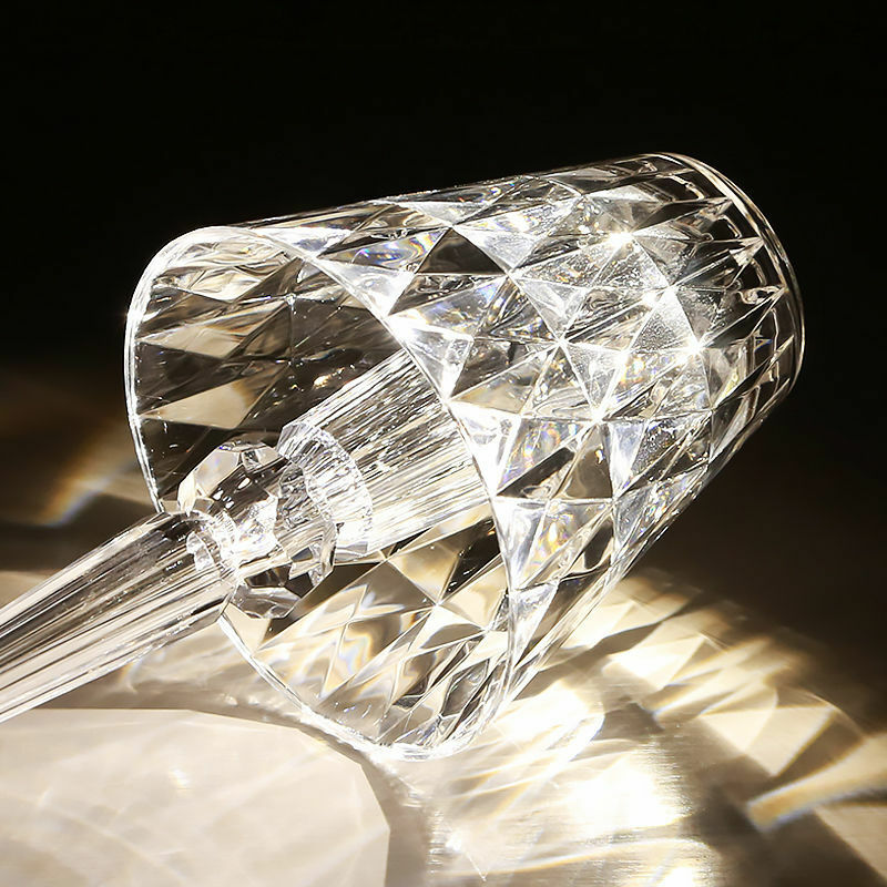 Akrylowa kreatywna mała lampka nocna oświetlenie do sypialni luksusowa kryształowa akumulatorowa diamentowa lampa biurkowa festiwalowa atmosfera lampa stołowa