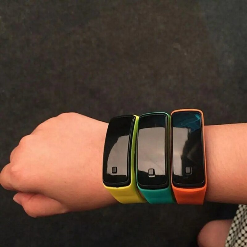 Elektroniczny zegarek wodoodporny podświetlany LED prezent duży wyświetlacz sportowy zegarek dziecięcy Smart Watch bransoletka na rękę