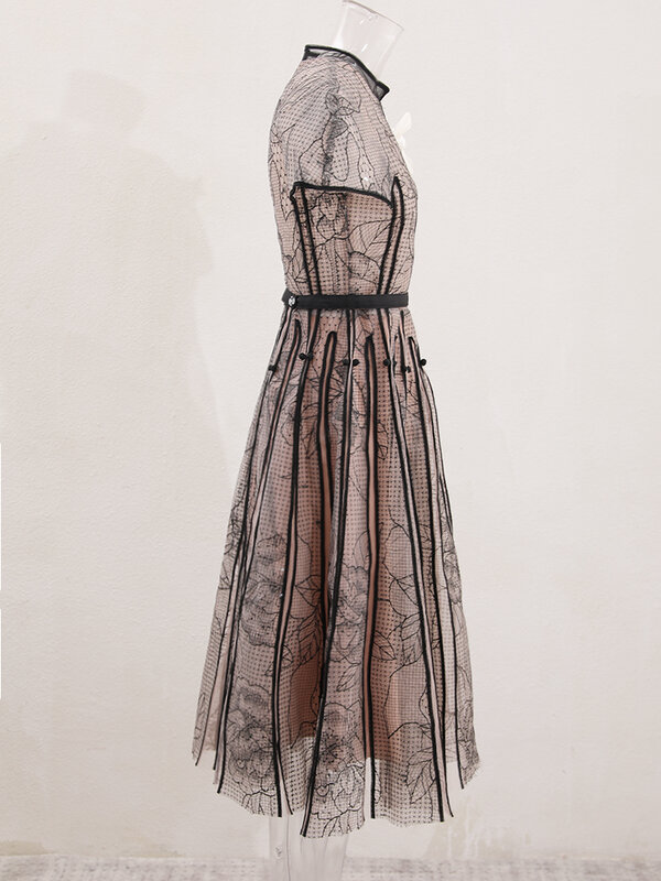 Женское кружевное платье с круглым вырезом DEAT, Элегантное летнее газовое платье с цветочным украшением и вышивкой, модель 35Z290, 2024