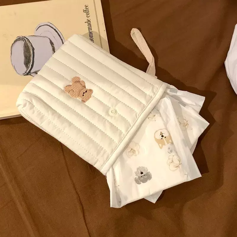 Słodka podpaski higieniczne torebka na schowek na ręczniki menstruacyjne przenośna miesięczna torba na torby do przechowywania Mini studencki Tampon