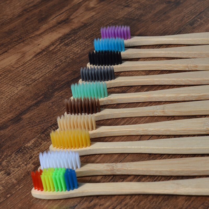 10 pezzi spazzolino da denti colorato Set di spazzolini da denti in bambù naturale setola morbida denti al carbone spazzolini da denti ecologici in bambù igiene orale dentale