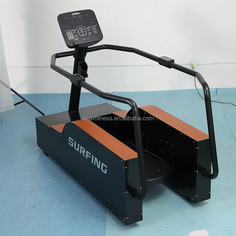 Máquina surfando do simulador do cardio da onda, Estúdio interno, Equipamento comercial do Gym, Simulador surfando artificial