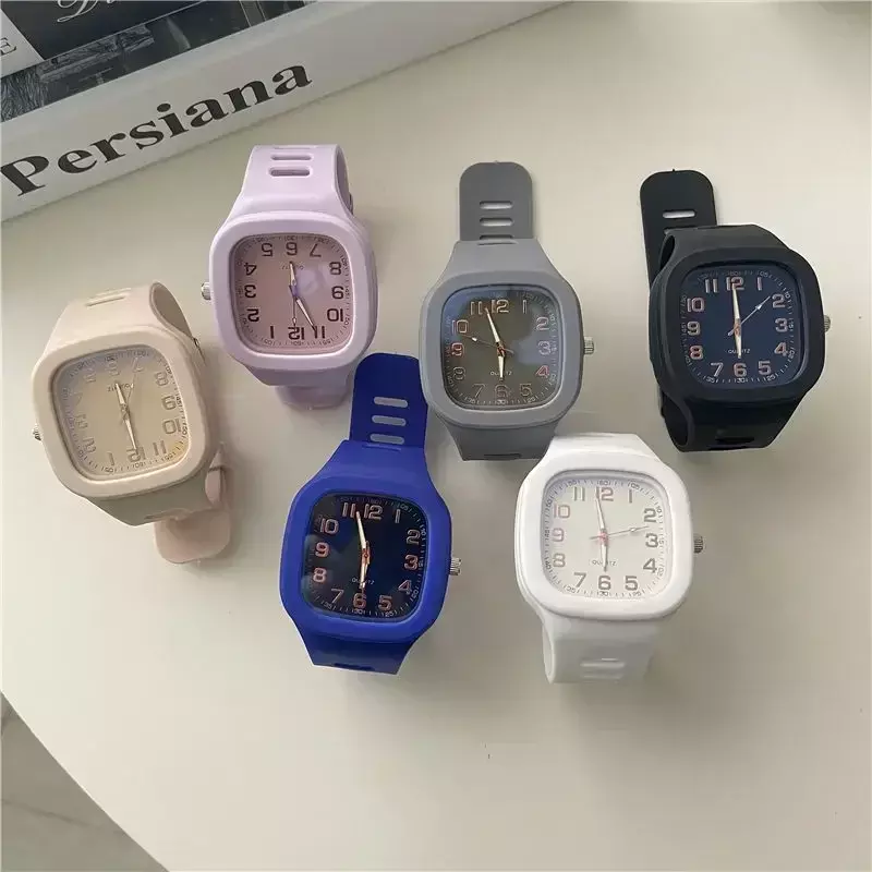 Kwadratowe zegarki kwarcowe dla mężczyzn i kobiet Ins stylowe prosty wodoodporny zegarek sportowy rekreacyjny moda studencka zegarek dla pary hurtowa