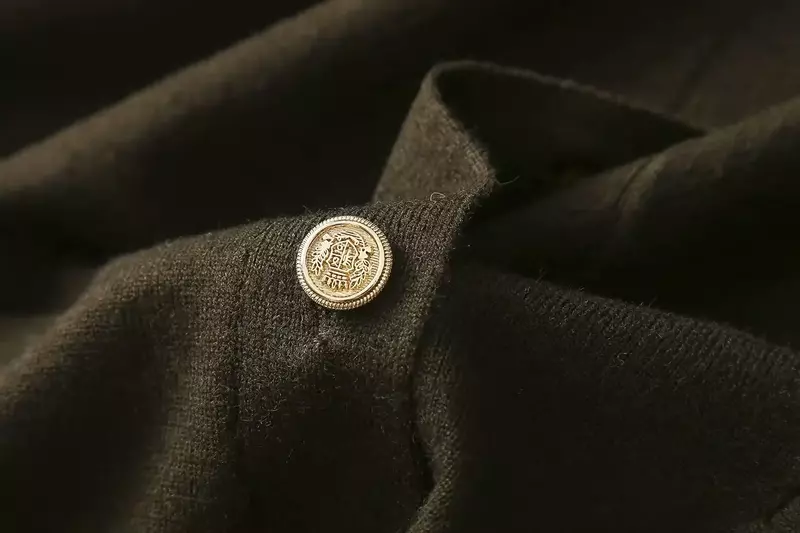 Cárdigan de punto Tricolor para mujer, suéter Retro de manga larga con cuello redondo, botones exquisitos, abrigo elegante, 2023