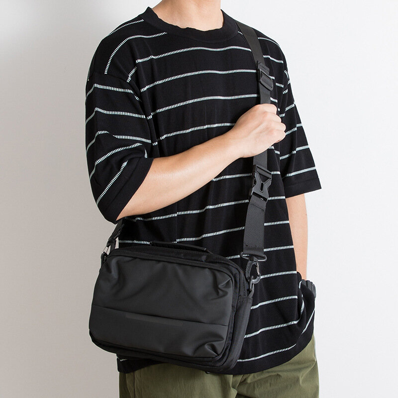 Men's Casual Crossbody Shoulder Bag, Waterproof and Trendy Business Messenger Bag, Chest Bag, Tablet Computer Crossbody Bag