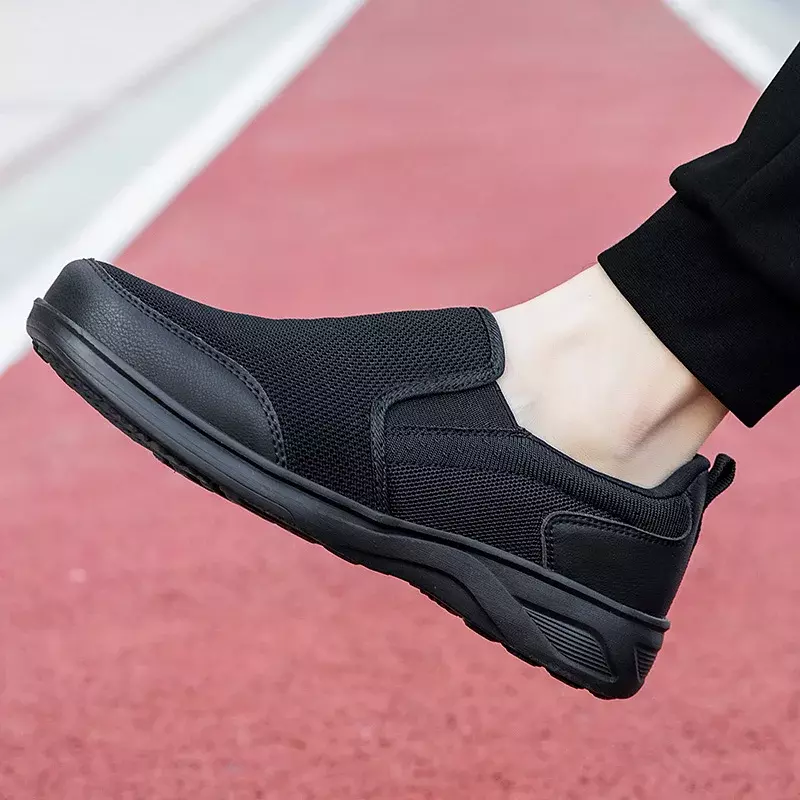 Sepatu pria nyaman ukuran besar 38-46 sepatu datar pria kasual kualitas tinggi sepatu pria jala luar ruangan sepatu mokasin buatan tangan untuk pria