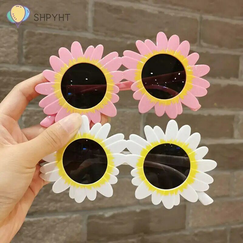 Occhiali da sole da festa Cute Sun Flower Daisy occhiali da sole Funny Party drammatico Cosplay Eyewear accessori per foto per bambini