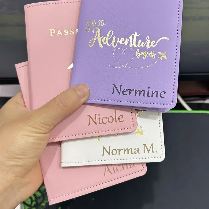 Nieuwe Aanpassen Adventure Paspoort Cover Met Namen Vrouwen Mannen Reizen Bruiloft Paspoorthouder Gevallen Reizen