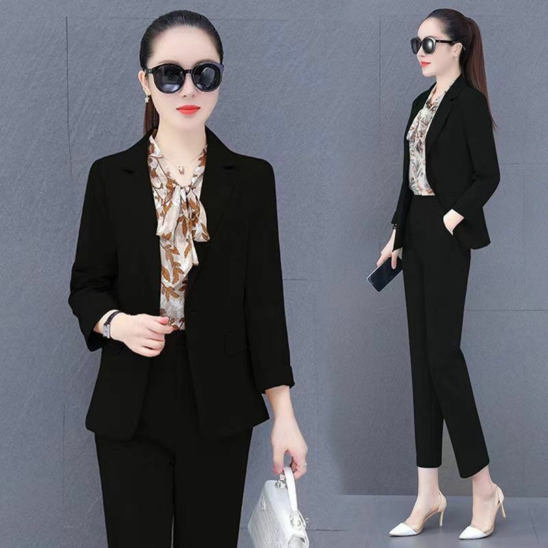 2024 Spring Korean Edition New Suit Three Piece Set High End Slimming and Aging Reducing Fashion Workwear