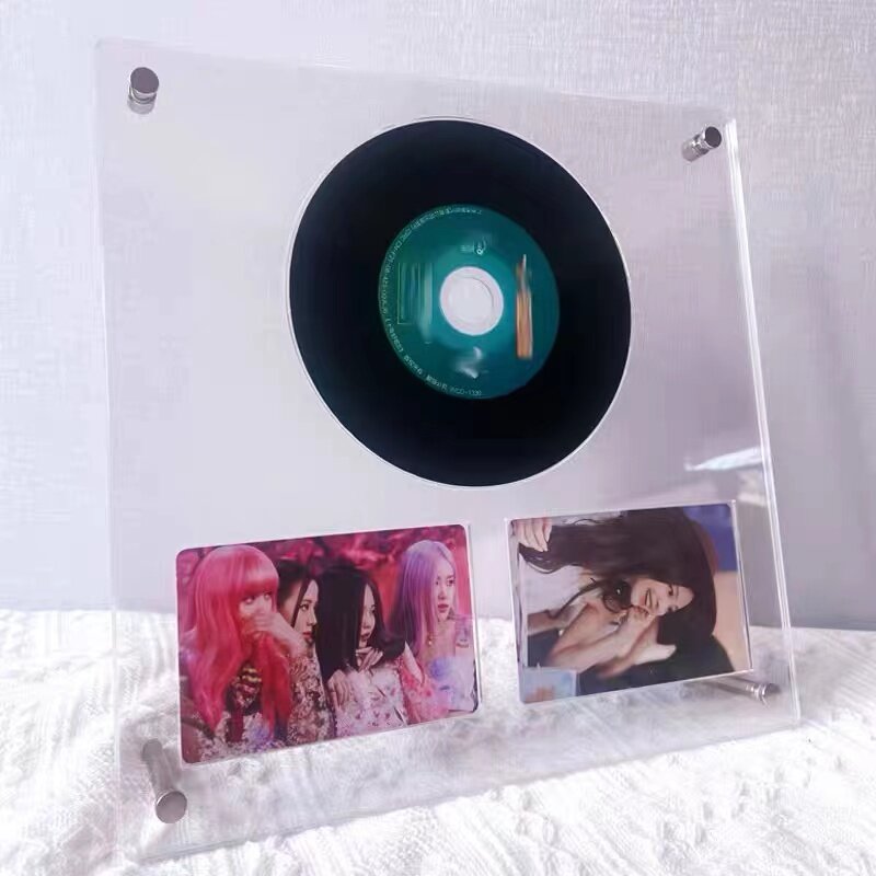 Kawaii แผ่น CD ประเภท Photocard 3นิ้วไอดอล Kpop บัตรรูปภาพกรอบขาตั้งจอภาพโปร่งใสเครื่องประดับโต๊ะ