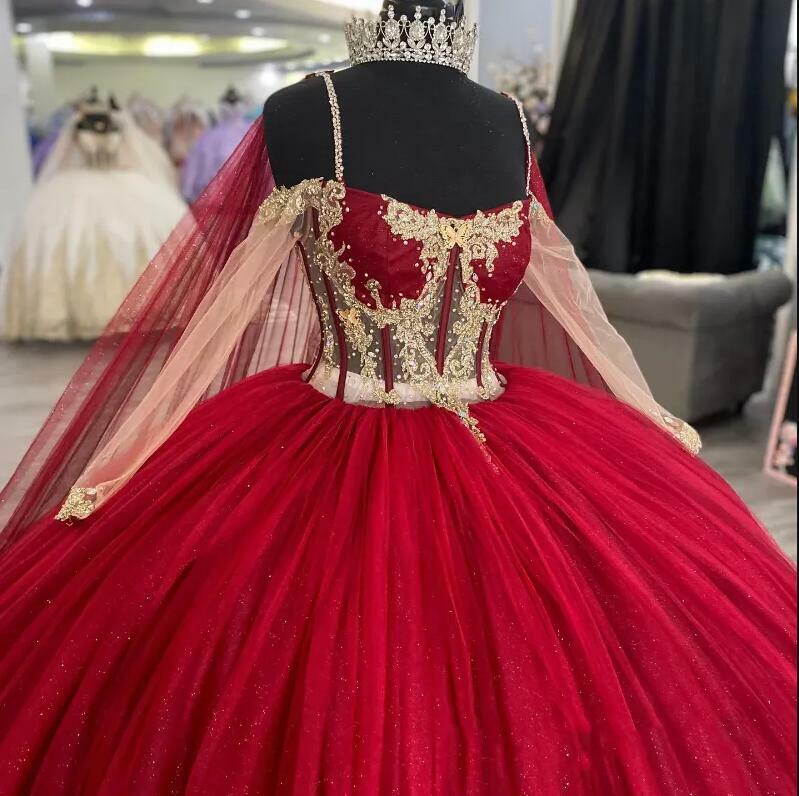 Vestido De quinceañera De princesa roja, calcomanías doradas, trapeador extraíble, con cordones, 15 Años, 2024