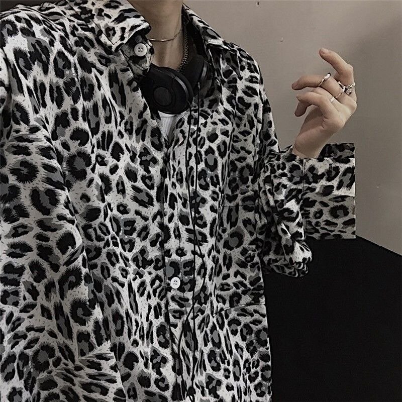 QWEEK-Camisa Leopardo de Manga Longa Feminina, Chic Casual para Casal, Streetwear, Coreano, Popular, Vintage, Y2K