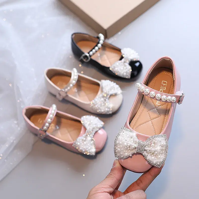2024 Girls Pearl Princess Shoes Children's Rhinestones Bow Leather Shoes Toddler Fashion Party Kids Flats Wedding Shoes G858