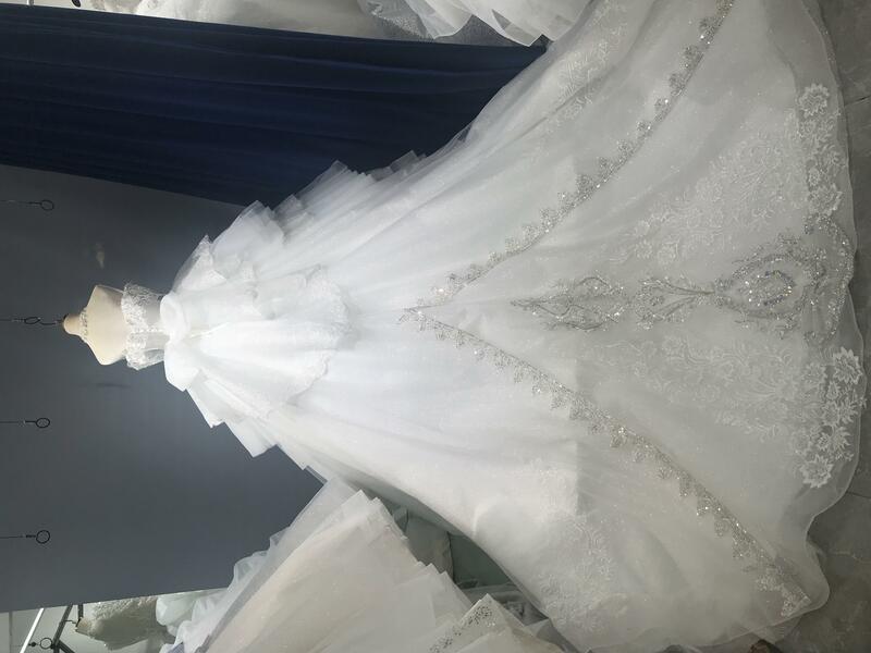 KISSWHITE-vestido de novia de la colección Xlove, con cristales brillantes, hecho a medida, hombros descubiertos