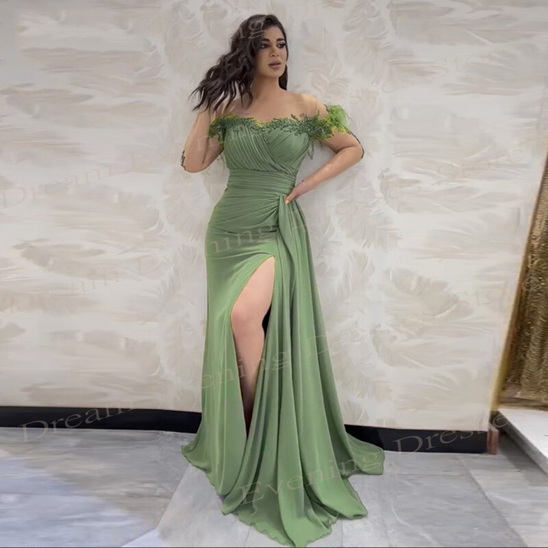 Gaun malam seksi putri duyung wanita hijau menarik gaya Arab gaun Prom dengan manik-manik di bahu terbuka jubah belahan tinggi