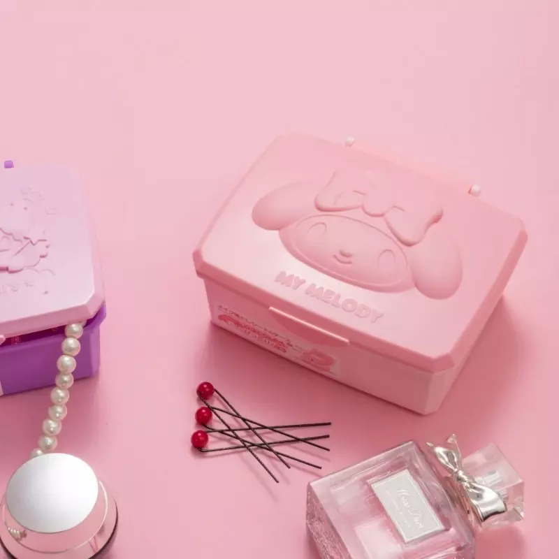 Sanrio kotak penyimpanan kapasitas besar Aksesori alat tulis kosmetik Flip portabel kotak penyimpanan sanitasi tahan debu Hello Kitty