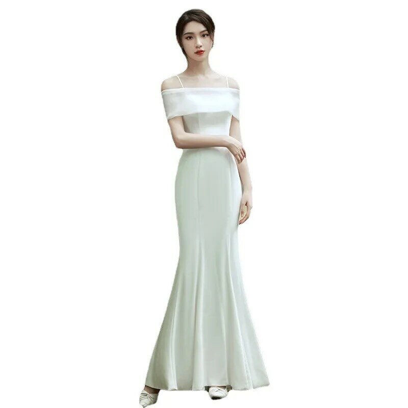 2024 nuovo semplice ed elegante vestito da ricevimento Sexy Spaghetti Strap abiti da sposa per donna comodi abiti da sposa spose in raso