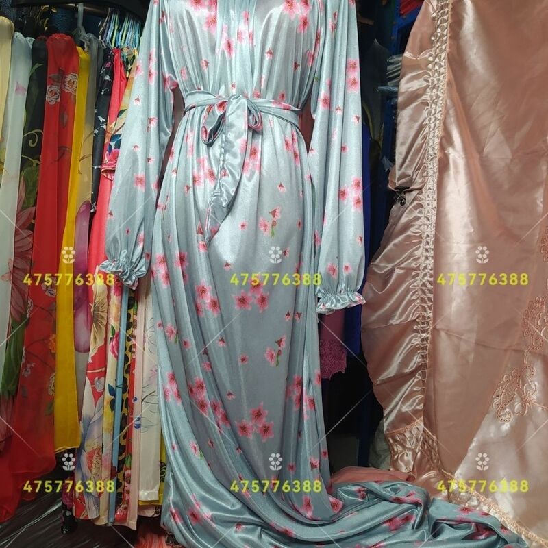 女性用長袖ルーズシルクマキシドレス、セクシーなフローラルプリント、光沢のあるサテン、睡眠用ローブ、秋冬
