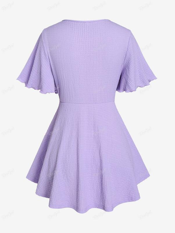 Rosegal Plus Size T-Shirts Schnür salat Doppels chicht Rüschen strukturierte T-Shirt hellviolette Mode V-Ausschnitt Tops für Frauen Bluse