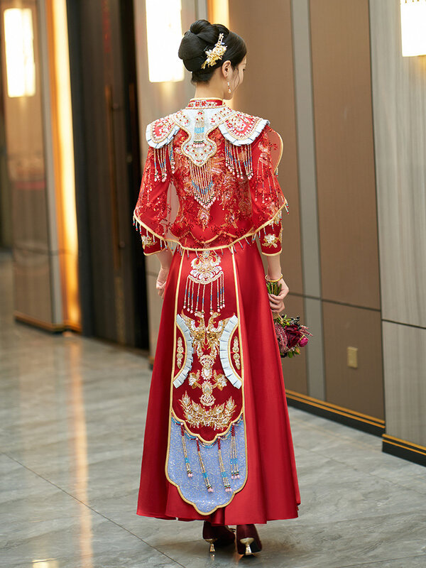 Gaun pernikahan Tiongkok Retro setelan Cheongsam tradisional bordir Qipao Formal merah Vintage Pria Wanita gaya Oriental Tang