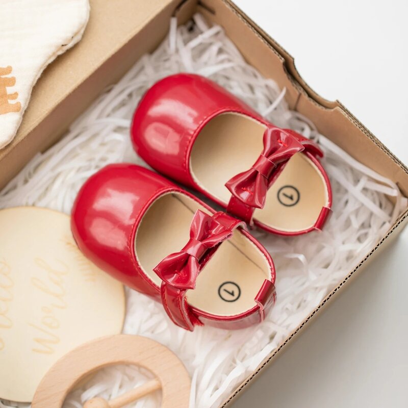 Классические туфли принцессы для новорожденных, обувь из искусственной кожи с бантом, обувь для первых шагов, обувь для детской кроватки