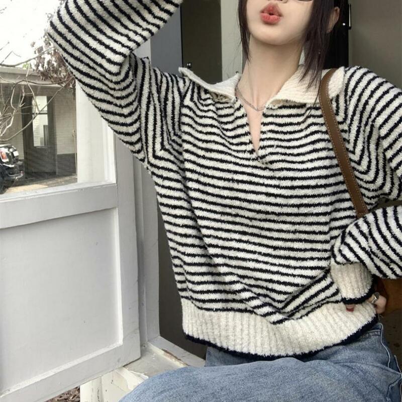 Women Color Matching Sweater Chic Striped Knit Sweater Cozy V Neck Pullover for Women for Fall Winter with Retro Lady Knitwear