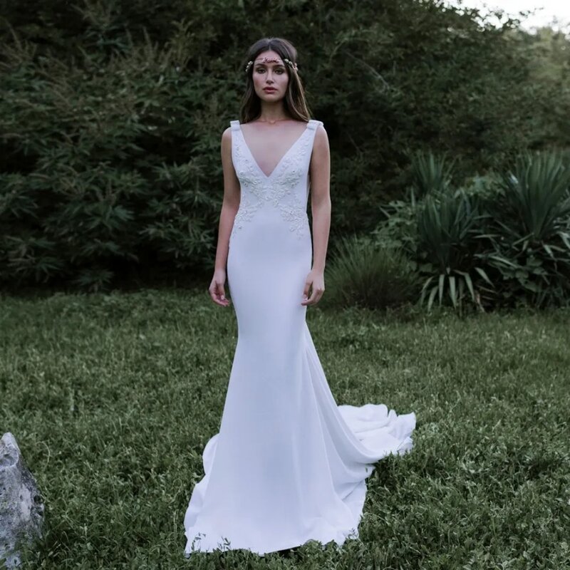 New Vestidos Wedding Dress Deep V-Neck Sleeveless Lace Appliques Floor-Length Satin Mermaid Wedding Party Dress Robes de mariée
