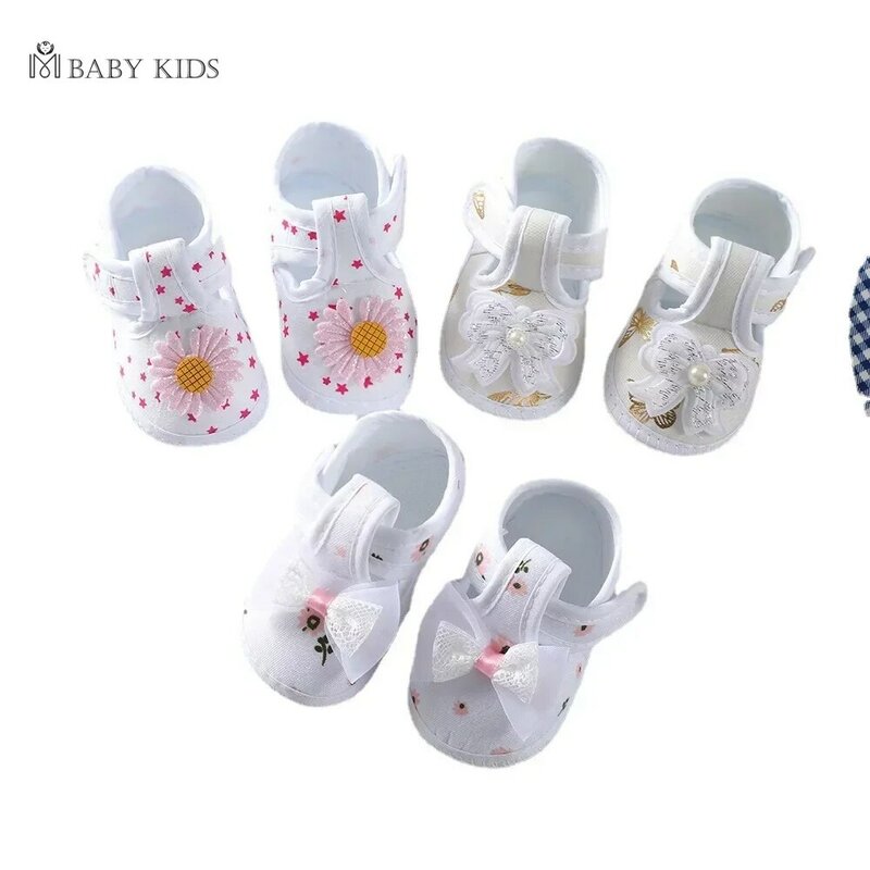 Sepatu katun bayi baru lahir 0-12 bulan, SEPATU pertama jalan pola kartun, sandal berjalan sol lunak kotak-kotak untuk anak perempuan laki-laki 0-12 bulan