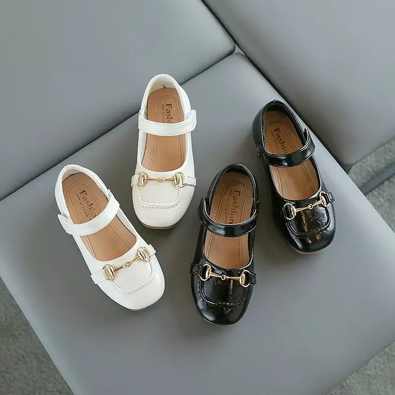 Детская кожаная обувь для девочек весна-лето 2024 Элегантная Модная комфортная обувь на плоской подошве в Корейском стиле с квадратным носком для принцессы