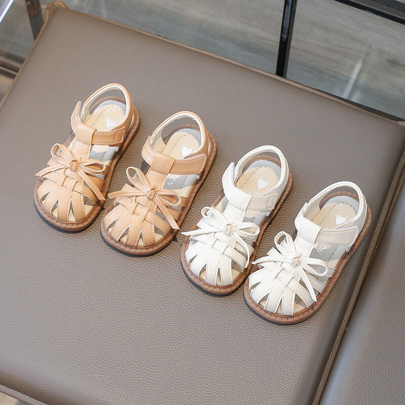 Sandales Baotou décontractées pour bébés filles, version coréenne de princesse, chaussures souples pour enfants, été, nouveau, 2024