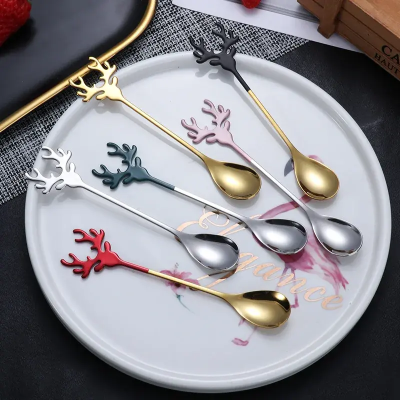 1pcs Stainless Steel Cartoon Christmas Elk Spoon Cute Deer Head Mini Ice Cream Spoons Coffee Dessert Stirring Spoon