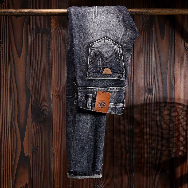 Włoski projektant modne dżinsy męskie wysokiej jakości niebieskie w stylu Retro elastyczny Slim Fit porwane jeansy mężczyźni spodnie w stylu Vintage spodnie dżinsowe Hombre