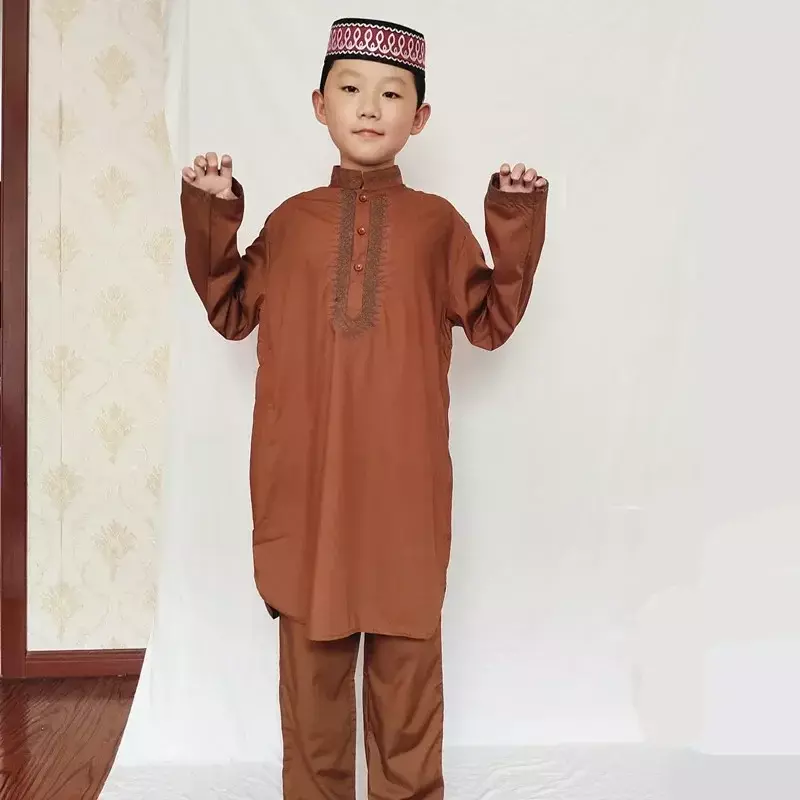 3 colori Jalabiyat Ramadan 2024 Pakistan Boy ricamo caftano marocchino in due pezzi Abaya arabo per bambini set musulmani sauditi