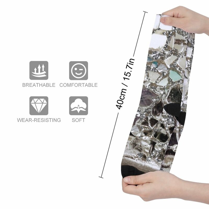 Un'immagine di un'esplosione di Glitter argento scintillante, calzini in vetro e specchio calzini personaggi dei cartoni animati basket