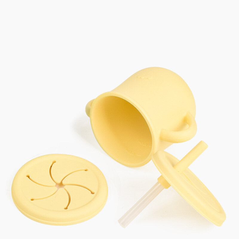 Tazza per bambini scatola per alimenti in Silicone tinta unita Baby Sippy Cup contenitore portatile per snack per bambini con scala di coperchio BPA Free 200ml