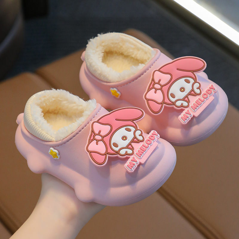 Sanrio Hello Kitty รองเท้าแตะเด็กรูปอะนิเมะรองเท้าเด็กกันนํ้าให้ความอบอุ่นการ์ตูนน่ารักสไตล์ใหม่มาแรง