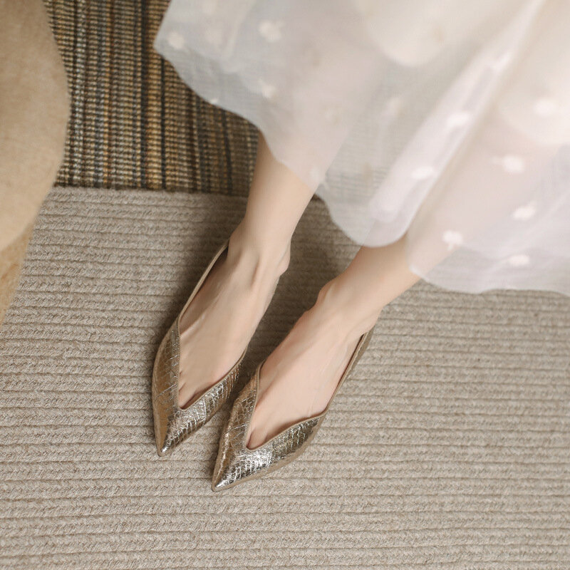 Sapato francês de couro feminino, sapato simples e confortável, salto baixo de pele de carneiro, elegante e luxuoso, novo, verão