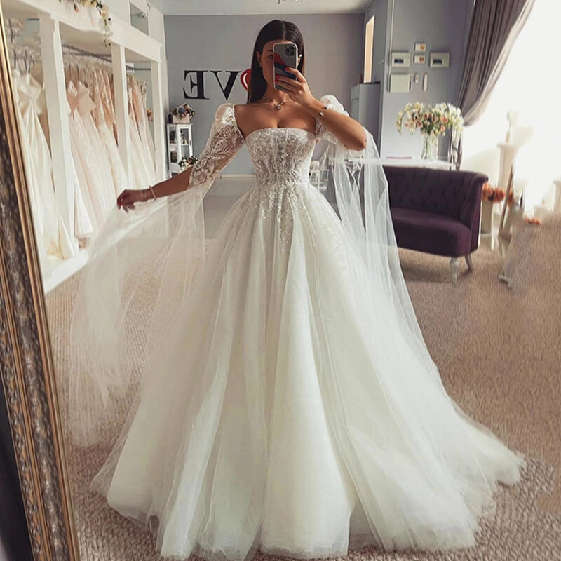 Gaun pengantin cantik pantai renda putri Chic dan gaun pengantin manik-manik tali bahu terbuka kekasih 2023 buatan khusus