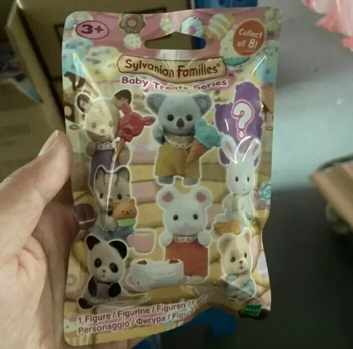 Anime Japan Sylvanian Doll famiglie partner forestali Kawaii Camping Dress Up Baby Cute Figrues ornamenti per la stanza floccaggio giocattoli regali