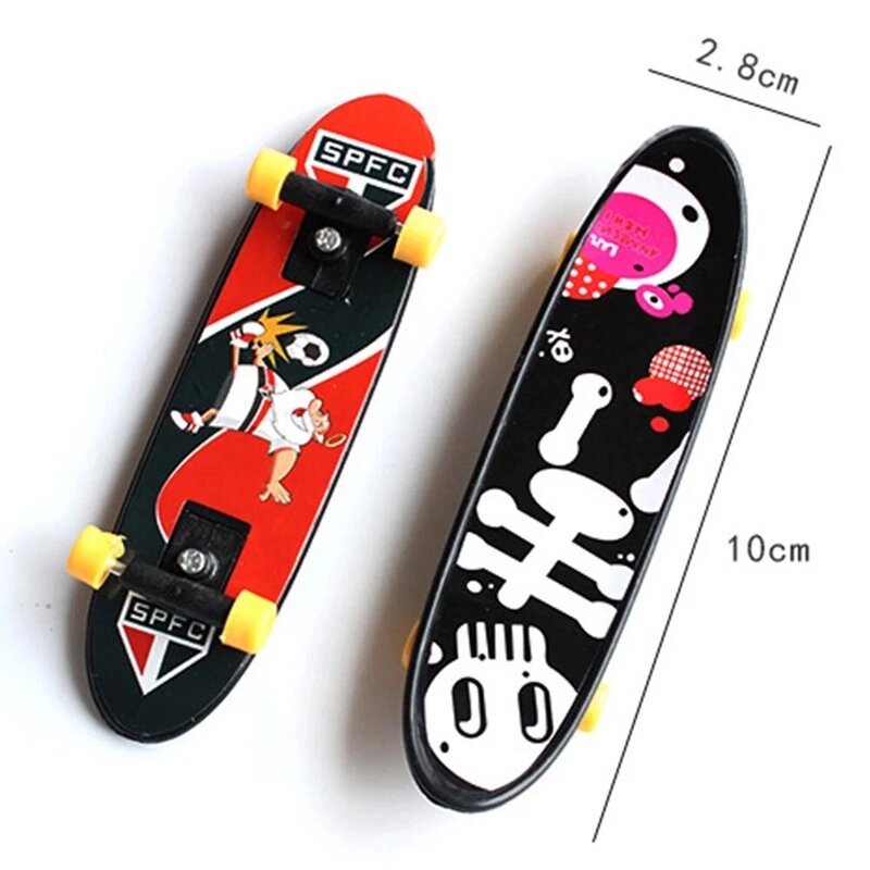 1 Buah Mainan Papan Jari Skateboard Jari Mini Papan Jari Papan Seluncur Skuter Jari Klasik Permainan Chic Mainan Meja Anak Laki-laki untuk Hadiah Anak-anak