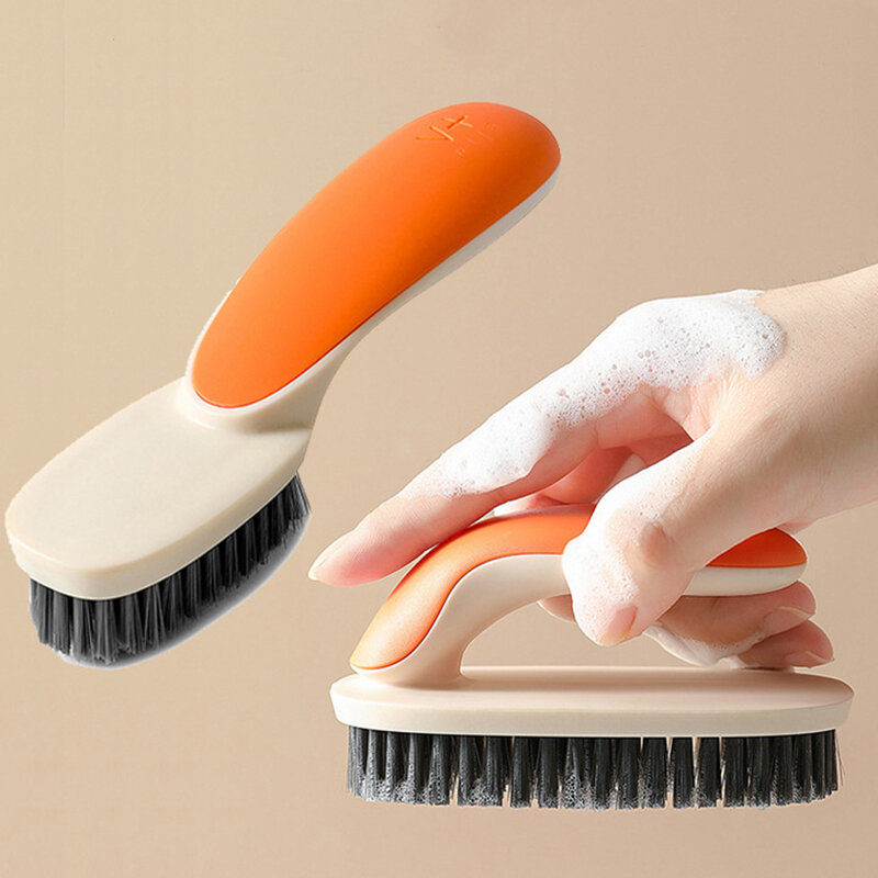 แปรงขนนุ่มสำหรับใช้ในครัวเรือนแปรงขัดรองเท้าด้ามยาวทำจากพลาสติกสีตัดกัน