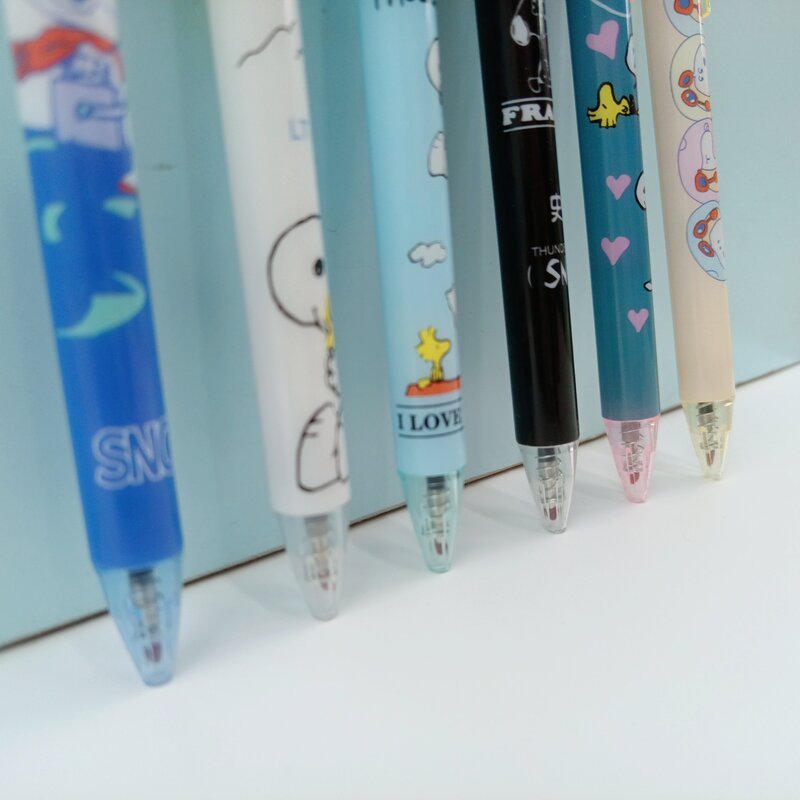Kawaii Anime Cartoon series Snoopy personalità creativa ragazza carina penna gel studenti alto valore di colore premendo penna regalo vendita calda