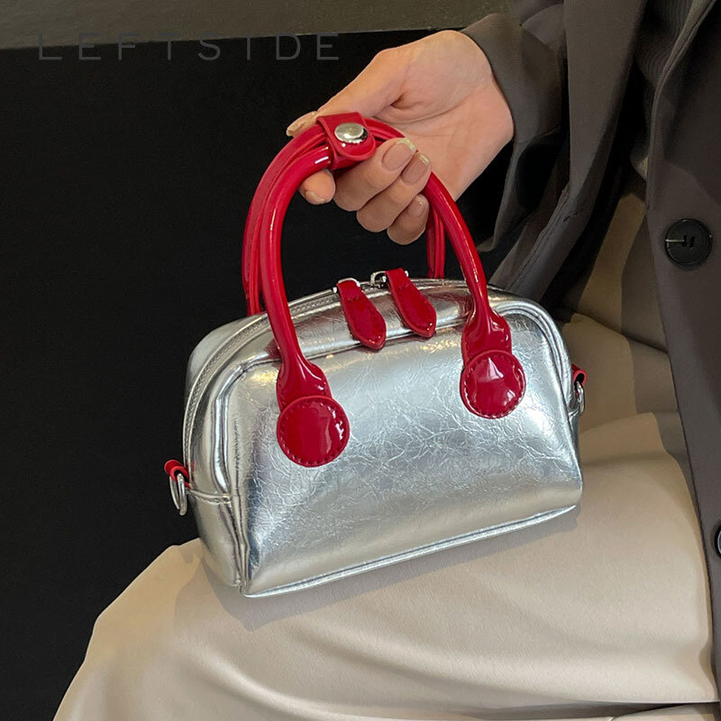กระเป๋าสะพายไหล่ผู้หญิงมีดีไซน์สั้นหนัง PU ขนาดเล็กกระเป๋าถือ MODE Korea 2024ใบกระเป๋าคาดลำตัวสีเงินแบบเรียบง่าย